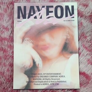 NAYEON 2nd Mini Album Na (Pink Ver)